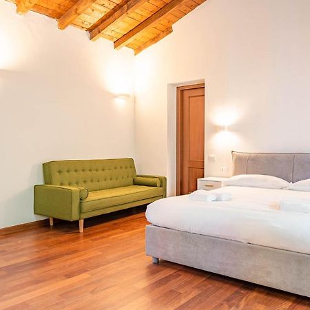 Appartamento Le Guglie In Piazza Castello - Centro Storico 밀라노 외부 사진